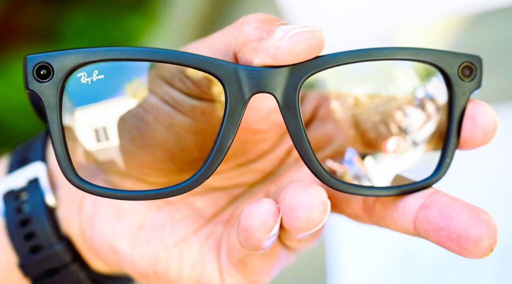 Ray-Ban Meta Smart Glasses